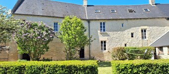 Maison de Campagne Avec Grand Jardin - Beaucoup de Cachet