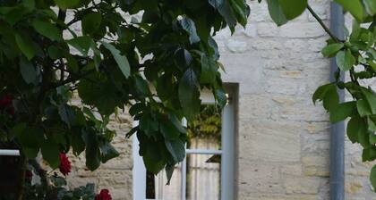 Maison de Campagne Avec Grand Jardin - Beaucoup de Cachet