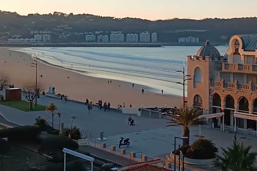 ⛱️🏄♂️ T3 apartment "4 / 6" people center beach seafront Hendaye 🌊⛵️