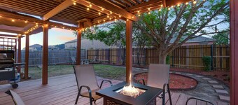 Epic Fun Luxury 4 BR in DFW w/ Casino & Lounge!
