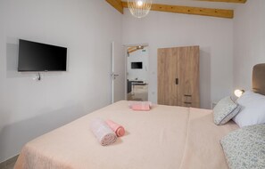 2 soverom, wi-fi (inkludert) og sengetøy