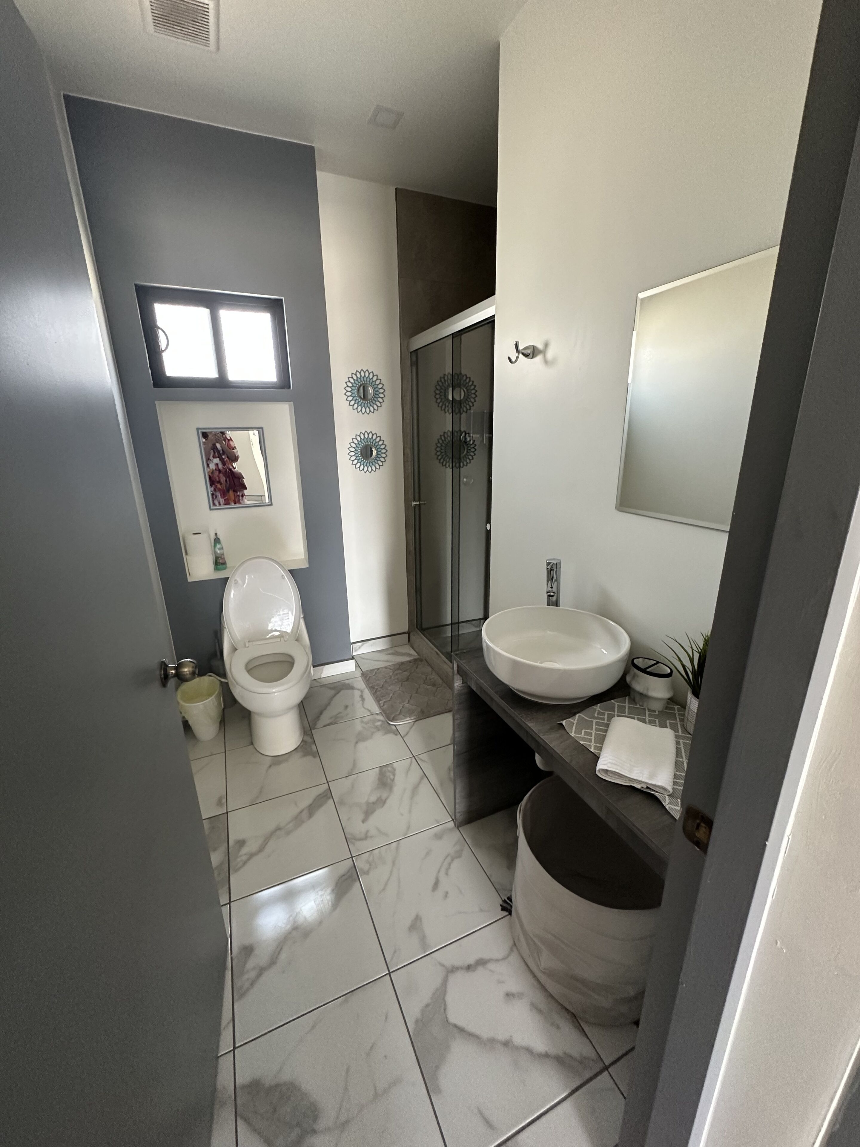 Gated /newly built Apartments clean and ready