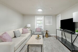 Smart-TV, videospill og musikkbibliotek