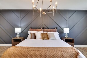 25 bedrooms, iron/ironing board, free WiFi, bed sheets