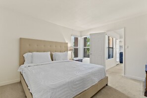 2 quartos, ferros/tábuas de passar roupa, Wi-Fi, roupa de cama
