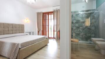 4 Schlafzimmer, Reisekinderbett, kostenloses WLAN, Bettwäsche