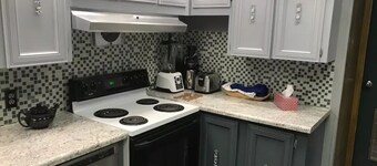 Airport House of Hocking Hills A Perfect Pet Friendly Getaway Clean&Comfortable