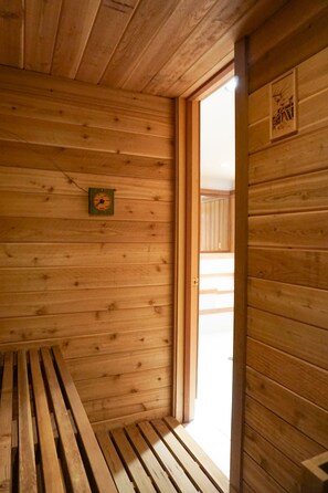 Sauna - JHRL - Snow Ridge #2 - Teton Village townhome, short walk to Village Center (Teton Village)