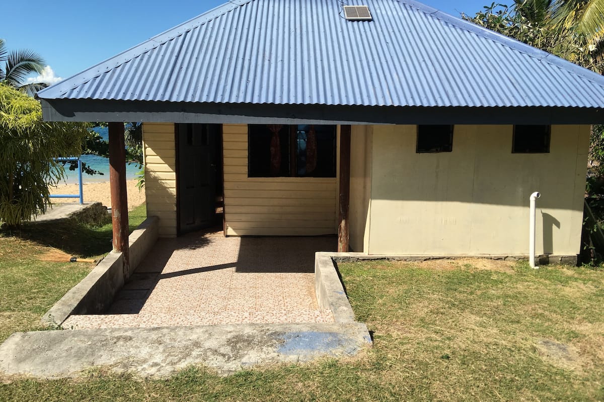 Family Villa, 2 Bedrooms | Busa memori, seterika/papan seterika, cadar katil