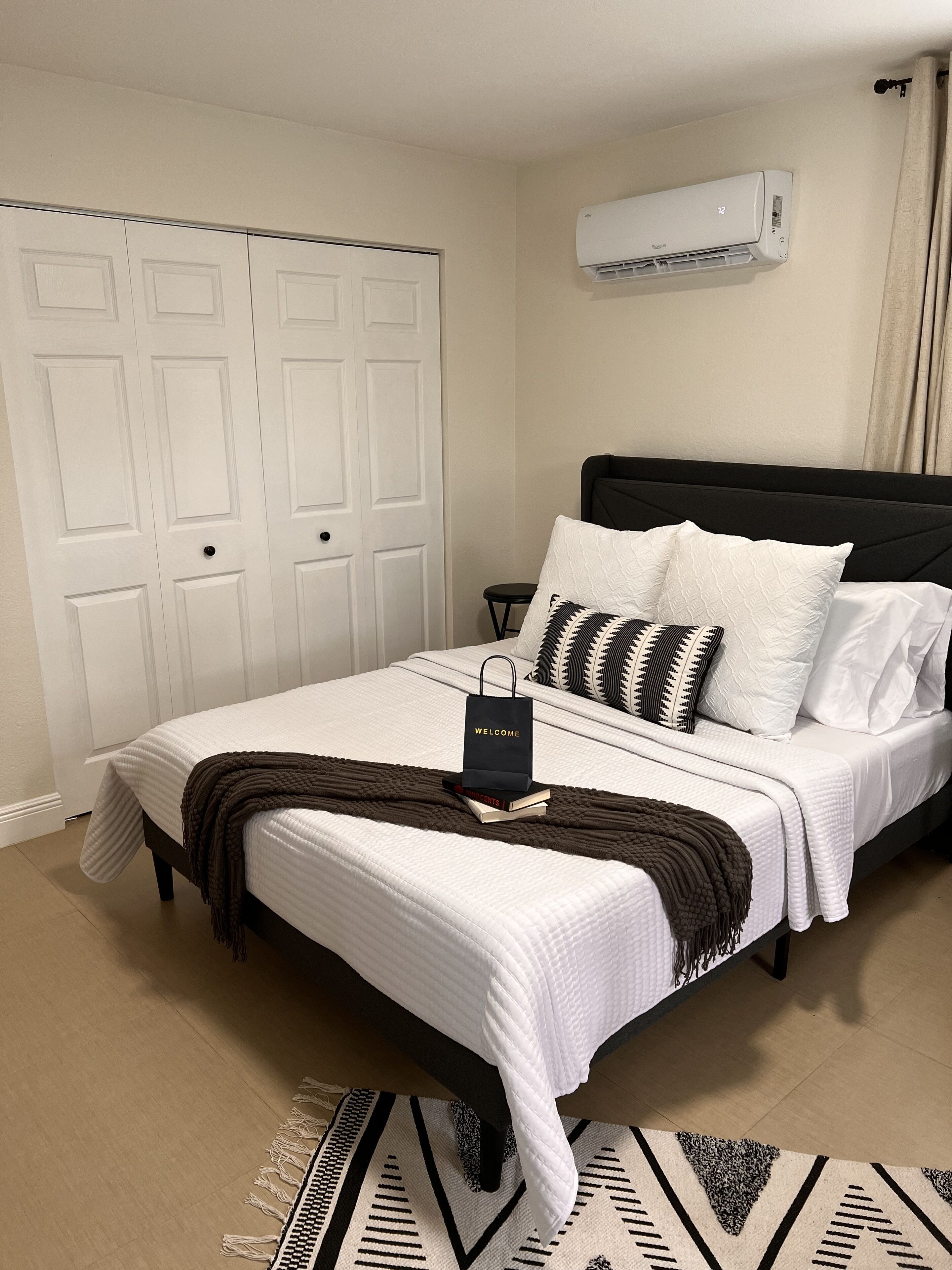 Peaceful, centrally located, only 4.3 miles from Miami International Airport.