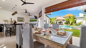 Outdoor dining