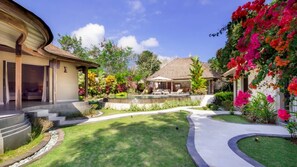 Pool - Fantastic 3BR Villa W/ Pool & Garden, Bali Villa 2228 (Bali)