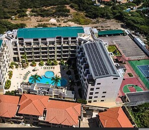 المنشأة من الخارج