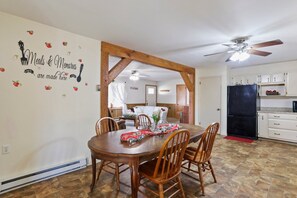 Dining - Sunsets With a Country View (Chambersburg)