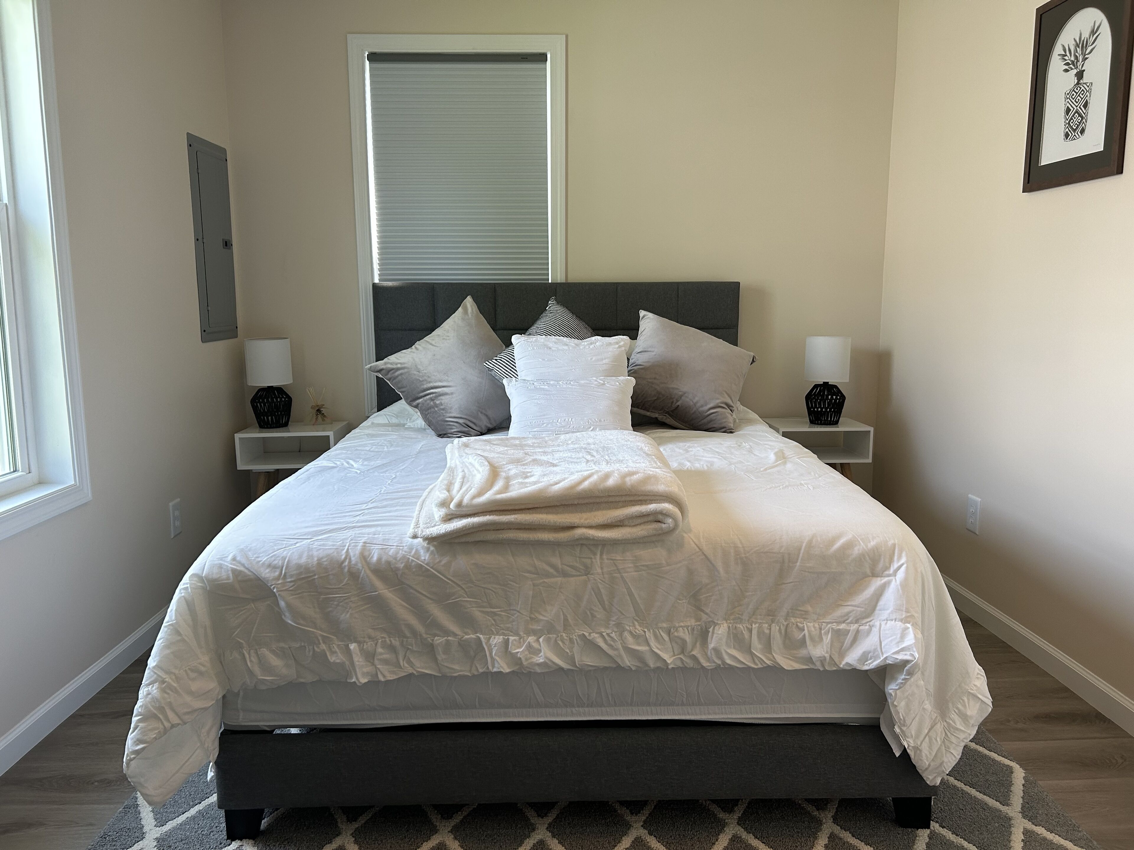 Newly Remodeled 1-Bed, 1-Bath Home in Johnson City