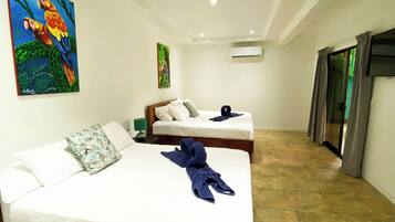 3 slaapkamers, een kluis op de kamer, reisbedje, gratis wifi