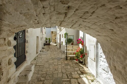 Affascinante casa ristrutturata con tetti ad arco nel centro storico diCarovigno