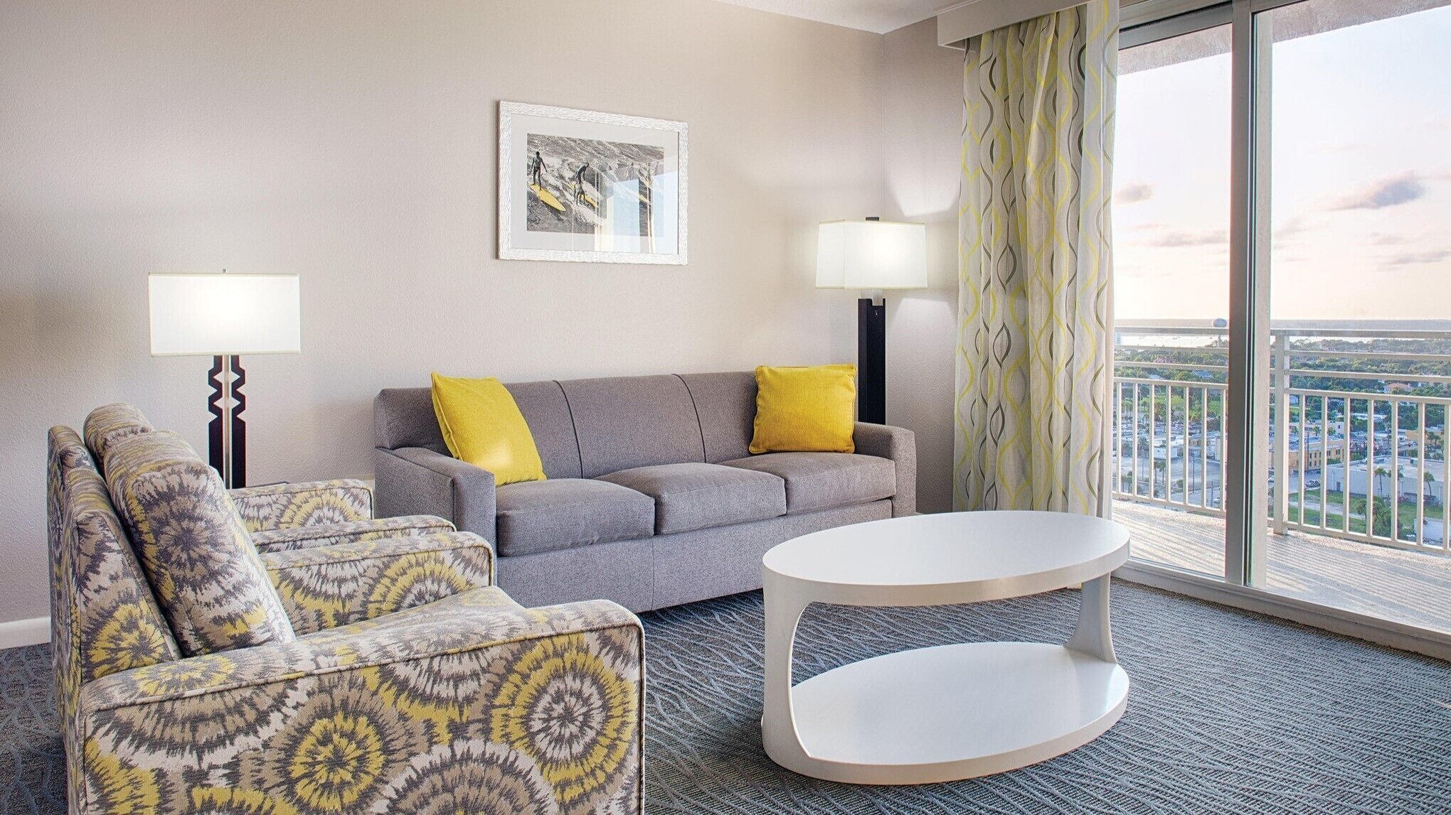 Cozy 1-Bedroom Deluxe Suite in Beautiful Daytona Beach!