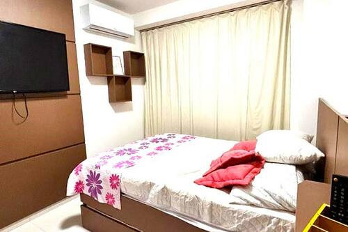 Apartamento família | Roupas de cama antialérgicas, espaço de trabalho para notebook