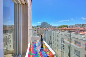 تناول الطعام بالخارج