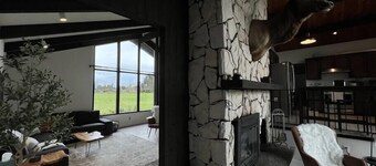 Mountain View Haven | HOT TUB on 9 Acres!