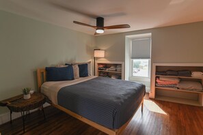 1 bedroom, individually decorated, individually furnished - BurgBnB Downtown (Harrisburg)