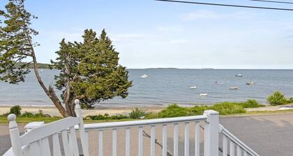 Classic Beachfront Getaway in Kingston with Ocean Views and Private Beach Access