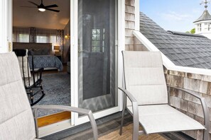 Terrace/patio - Expansive Cape Cod Retreat in Wareham: Modern Amenities and Traditional Charm with Private Courtyard (Wareham)