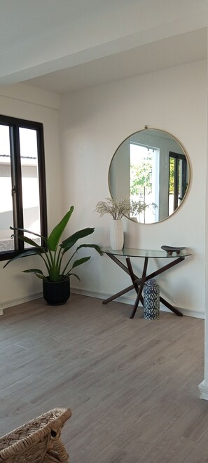 Interior - Stylish ground floor double w/ ramp acces and balcony. (La Ceiba)