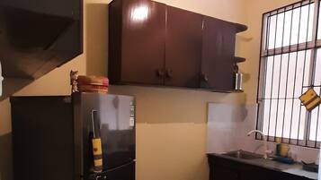 Fridge, microwave, stovetop, electric kettle