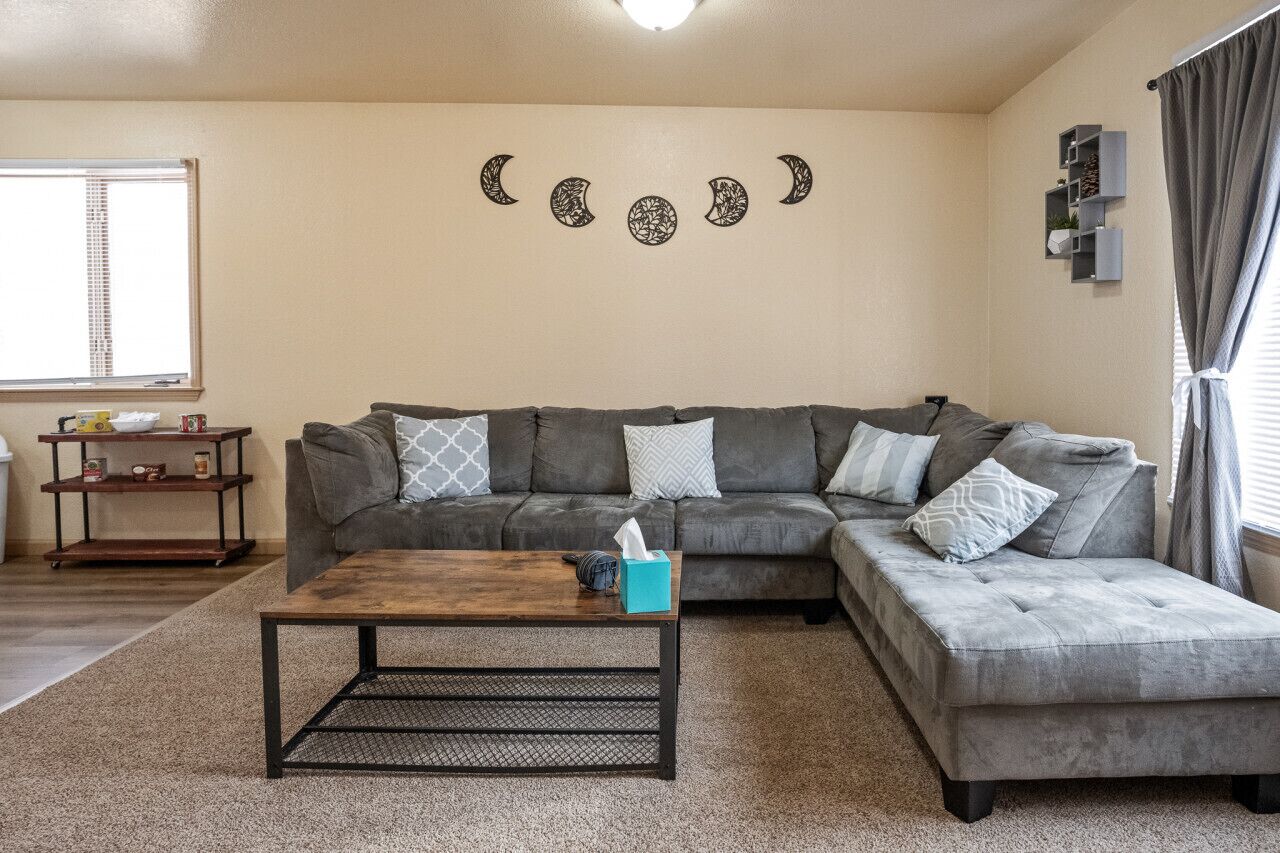 Upstairs Cozy Hideaway