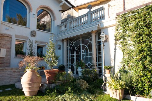 The Residence of History and Relaxation