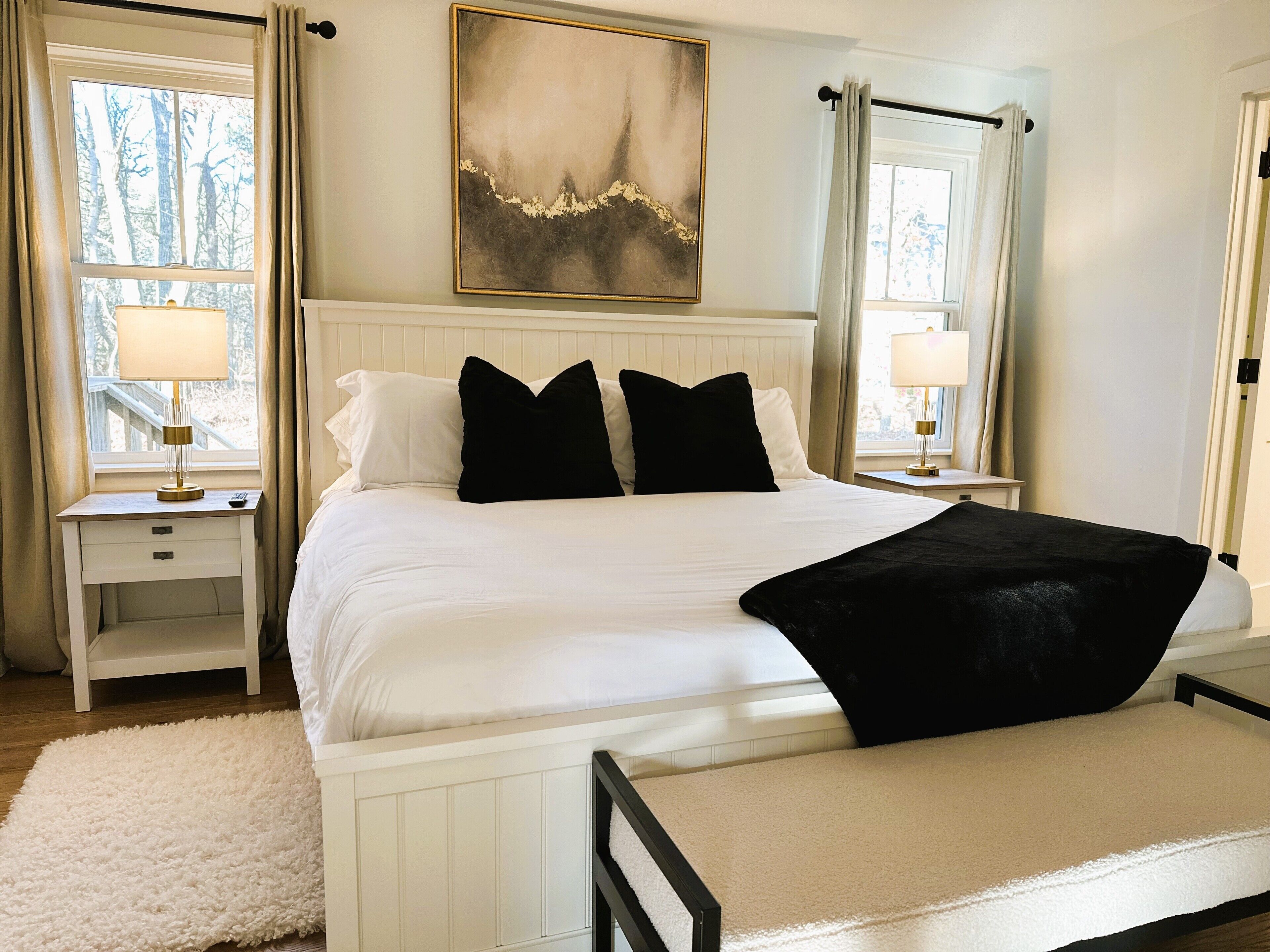 2 soverom, strykejern/-brett, wi-fi (inkludert) og sengetøy