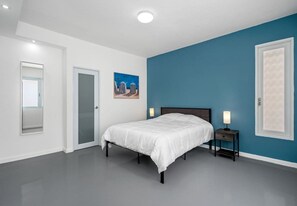 3 chambres, fer et planche à repasser, Wi-Fi gratuit, draps fournis