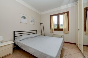 3 camere, ferro/asse da stiro, Wi-Fi gratuito, lenzuola