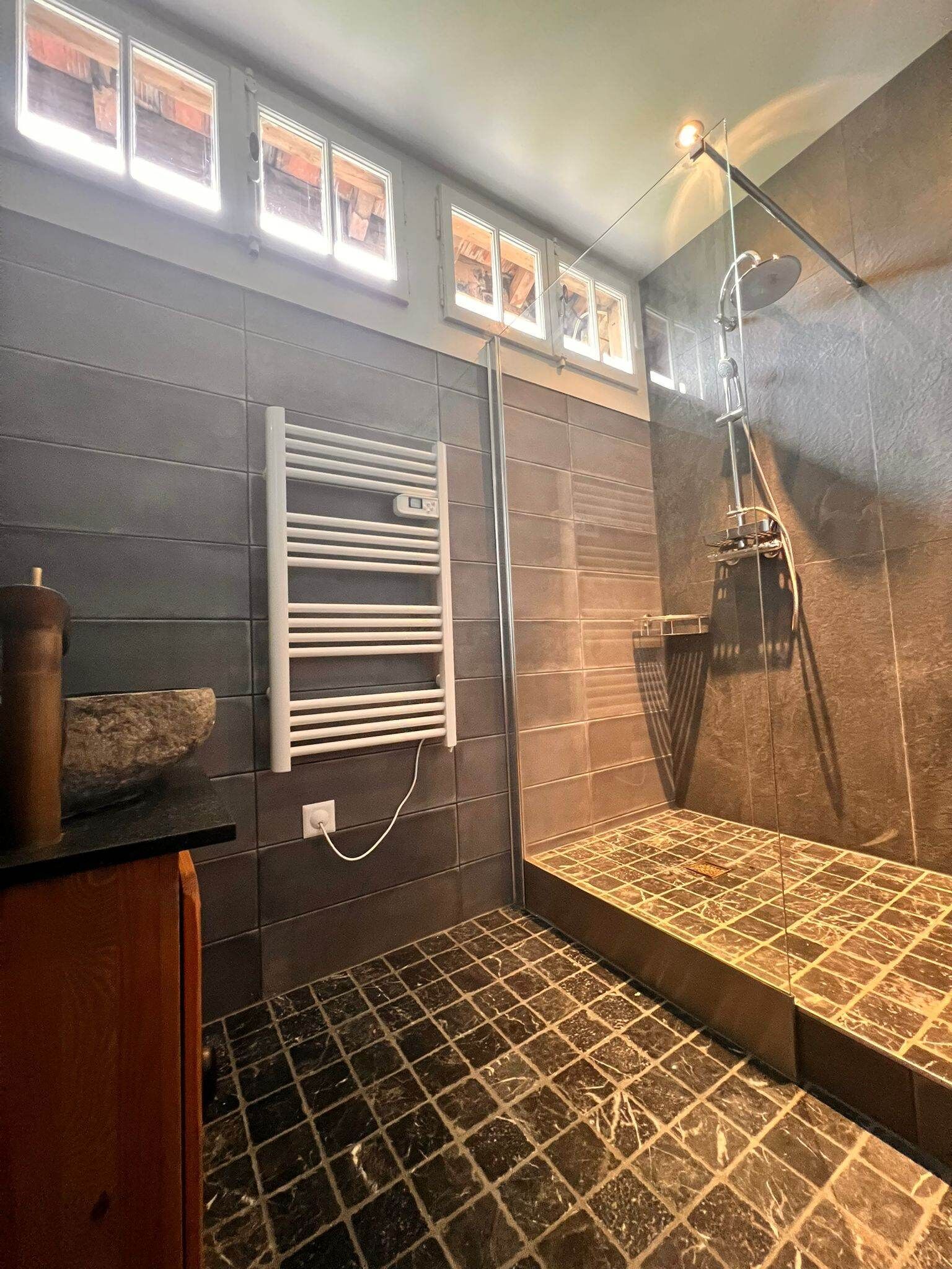 Cabana & Nuit de Château au bord du Lac Léman