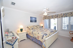 2 bedrooms, iron/ironing board, internet