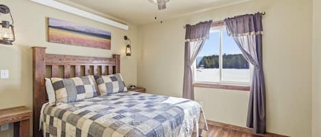 1 chambre, fer et planche Ă repasser, Wi-Fi, draps fournis