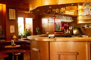 Bar (on property) - Guest House Pri Cesarju (Kamnik)