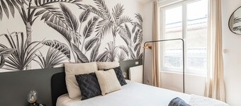 Spacious building - city center - sleeps 15