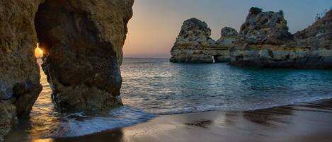 Sun-loungers, beach towels