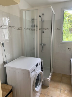 Shower, hair dryer - Quiet seaside house in a cul-de-sac. (Crozon)