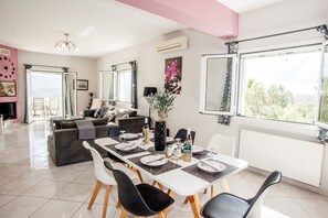 Dining - Nikos Apartment Spacious and Panoramic (Argostoli)