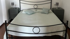 Room - Camere Lanterna (Vernazza)
