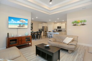 Smart TV - Single Level Home in Active Beach Community with Lots of Activity~ Paradise Isle (WindMark Beach)