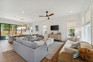Smart TV - La Vita Salata! private pool new, luxury home 30A Seagrove +golf cart (Santa Rosa Beach)