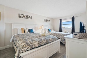 3 dormitorios, tabla de planchar con plancha, wifi gratis y ropa de cama