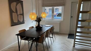 Dineren