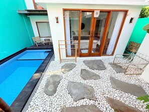 Premier Villa, 1 King Bed, Non Smoking | 2 bedrooms, down comforters, desk, free WiFi