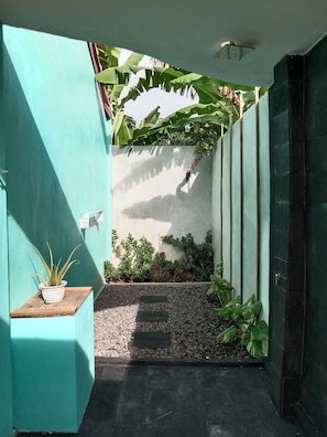 Bathroom - Villa giyor (Lembongan Island)
